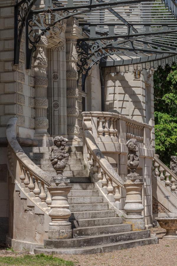 Chambres d'hôtes Château Les Orchidées SAUMUR Exterior foto